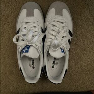 Adidas Sambas size W4 but feel like a 5.5